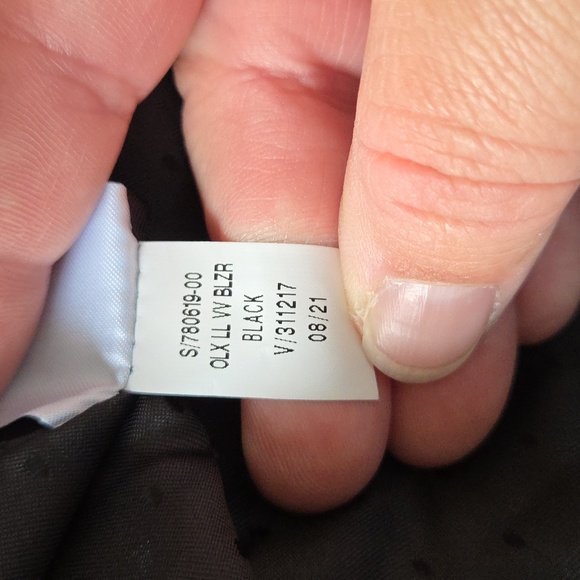 Banana Republic Factory Black Velvet 'Long and Lean' Blazer - Size 10 - Picture 9 of 9